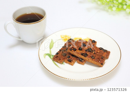 フロランタンとコーヒー フロランタンとコーヒー 123571326