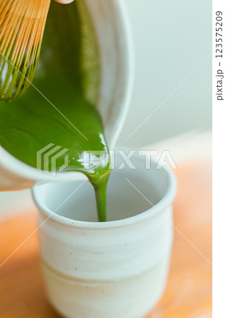 Make matcha green tea Make matcha green tea 123575209
