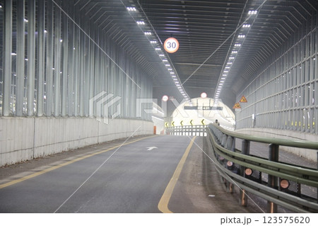empty tunnel under the road in the city 123575620