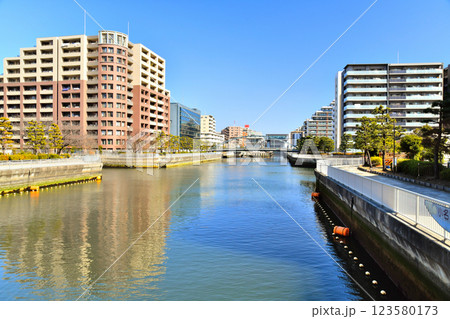 新高橋／小名木川より新扇橋方面を望む(東京都江東区)【2025.3】 123580173