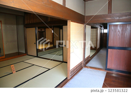 大内宿　宿場町　福島観光　大内宿町並み展示館　大内宿見晴台　江戸時代の宿場町　高倉神社 一之鳥居　 123581322