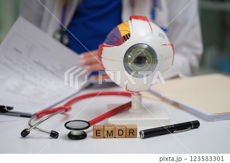 Comprehensive Eye Health Consultation that incorporates advanced EMDR Therapy Tools for wellbeing 123583301