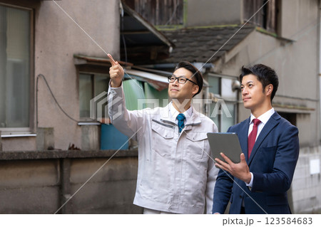 男性　ビジネス 123584683