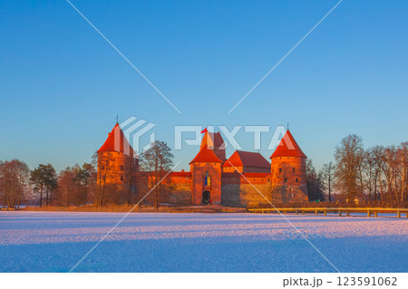 Trakai castle at winter, beautiful medieval castle in the evening light. Lithuania 123591062