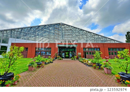 いわみざわ公園　室内公園「色彩館」の景観 123592974
