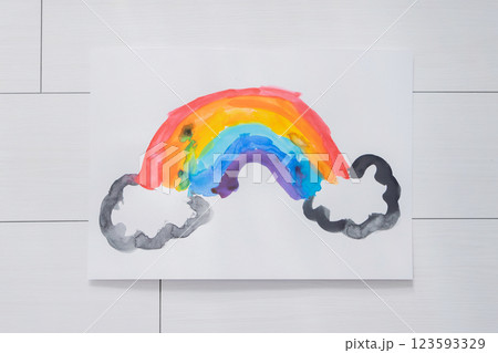 子供の絵 123593329