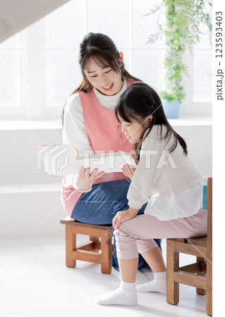 保育園　保育所　託児所 123593403