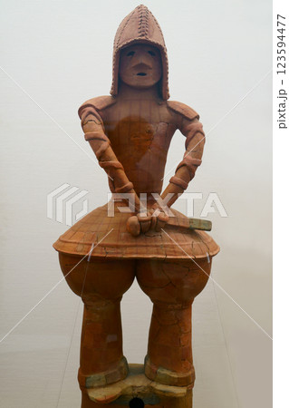 7660　武人埴輪 123594477