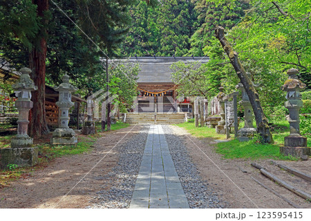 有明山神社（安曇野） 123595415