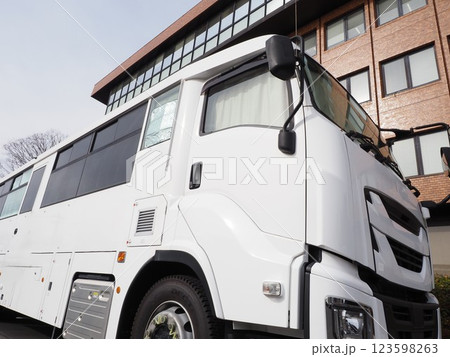 移動献血車 123598263