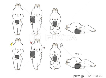 スマートフォンを使ううさぎのキャラクターの手書きイラストセット 123598366