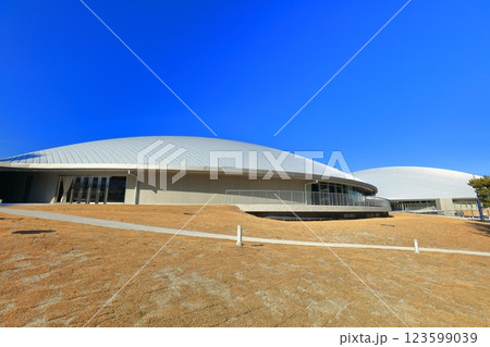【香川県】快晴のサンポート高松(あなぶきアリーナ香川) 【香川県】快晴のサンポート高松(あなぶきアリーナ香川) 123599039