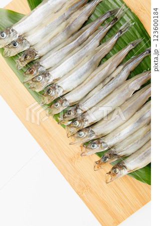 食べておいしい　雄の樺太ししゃも 123600184