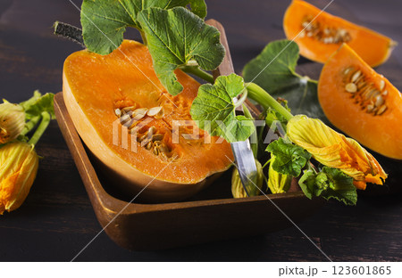 Orange pumpkins on a table. Fresh pumpkins 123601865