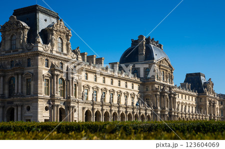 Louvre palace building Louvre palace building 123604069