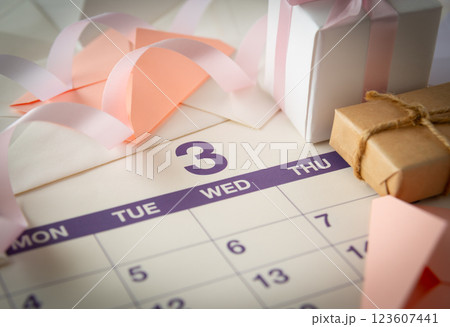 3月 カレンダー プレゼント ギフト 誕生日 記念日 3月 カレンダー プレゼント ギフト 誕生日 記念日 123607441