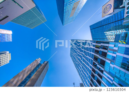 日本の東京都市景観 新景色。青空に映える渋谷のビル群。アクシュ(誕生)やヒカリエ、ストリーム… 日本の東京都市景観 新景色。青空に映える渋谷のビル群。アクシュ(誕生)やヒカリエ、ストリーム… 123610304