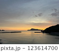 美しい夕焼けの海2 123614700