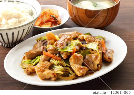 ホルモン炒め定食 ホルモン炒め定食 123614869