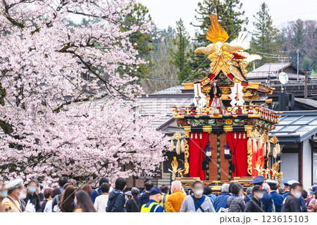 220415雨の高山祭g086 123615103