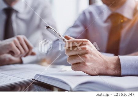 Collaboration, financial advisor and memos, legal advice or work 123616347