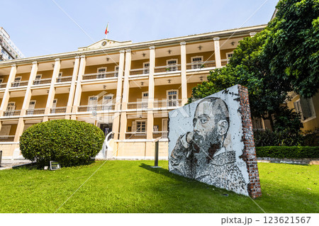 Building view of Portugal's consul general in Macao and Hong Kong(Consulado Geral de Portugal em Macau e Hong Kong). Building view of Portugal's consul general in Macao and Hong Kong(Consulado Geral de Portugal em Macau e Hong Kong). 123621567