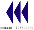 青の三角矢印 123622249