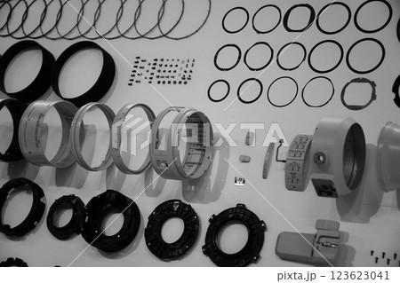 分解された機械(カメラレンズ) 分解された機械(カメラレンズ) 123623041