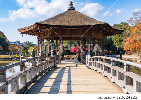 【紅葉】秋の奈良公園　浮見堂 123624222