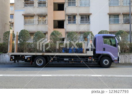 キャリアカー(車両運搬車) 123627793