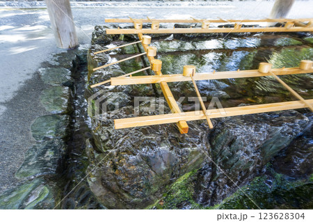 豊受大神宮(伊勢神宮外宮)手水社 豊受大神宮(伊勢神宮外宮)手水社 123628304