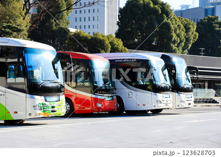 観光バス　インバウンド 123628703