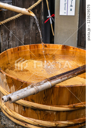 京都市伏見区南浜町　月桂冠大倉記念館（企業博物館）月桂冠発祥地（酒蔵）伏見名水「さかみづ」 123629076