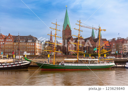 Alexander von Humboldt Ship and St. Martini Church, Bremen, Germany Alexander von Humboldt Ship and St. Martini Church, Bremen, Germany 123629840