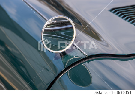 バックミラー old outer rear view mirror バックミラー old outer rear view mirror 123630351