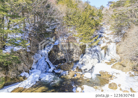 竜頭の滝　奥日光 123630748