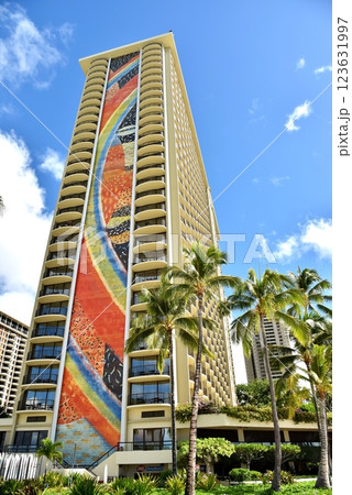 ハワイの休日 123631997