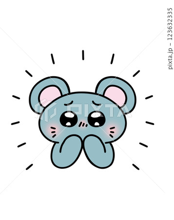 目をキラキラ輝かせて感動するネズミ 123632335