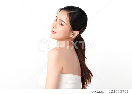 Beautiful young asian woman with clean fresh skin on white background, Face care, Facial treatment, Cosmetology, beauty and spa, Asian women portrait. 123633791