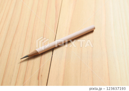 引き出しの中の文房具 引き出しの中の文房具 123637193