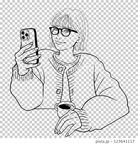 スマホを持つ女性 123641117