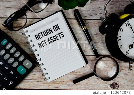 Return On Net Assets (RONA) text on notepad, Business and Financial concept background 123642078