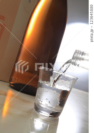 日本酒 日本酒 123645880