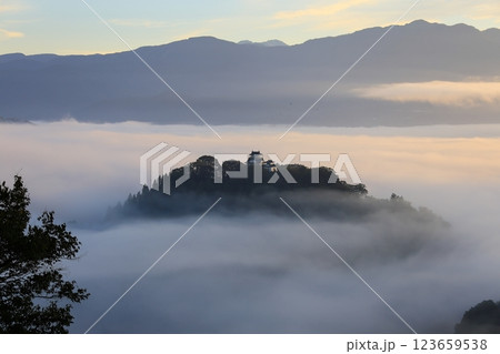 天空の城 123659538