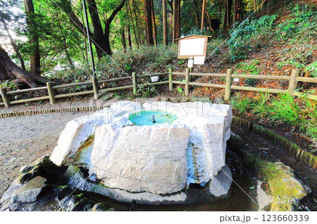 偕楽園 吐玉泉／茨城県水戸市 123660339