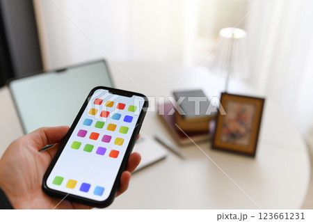 スマホのアプリケーション スマホのアプリケーション 123661231