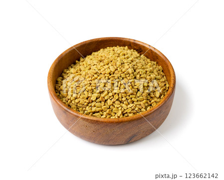 Fenugreek Seeds Isolated, Dry Trigonella, Spicy Methi Dana Grains, Indian Kitchen Seasoning Ingredient 123662142