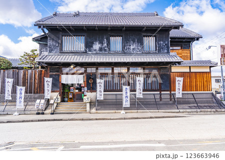 京都市伏見区南浜町 伏見夢百衆(月桂冠旧本社)伏見の清酒販売 大正レトロな喫茶スペース 京都市伏見区南浜町 伏見夢百衆(月桂冠旧本社)伏見の清酒販売 大正レトロな喫茶スペース 123663946