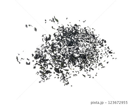 Wakame seaweed pieces isolated, edible raw algae, dry undaria pinnatifida healthy food kelp 123672955