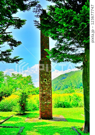 開拓期の北海道三笠市の空知集治監（現在の刑務所）典獄（署長）官舎のレンガ煙突 123677747